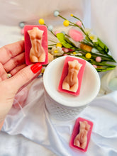 Load image into Gallery viewer, Raspberry & Sandalwood 'Goddess Torso'