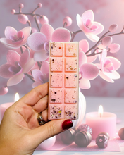 Load image into Gallery viewer, Chocolate Scented Orchids Snapbar