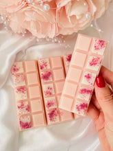 Load image into Gallery viewer, Pink Vanilla & Coco Blossom Snapbar