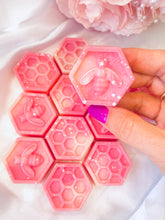 Load image into Gallery viewer, Candy Floss 'Beehives'