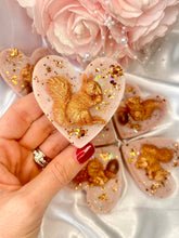 Load image into Gallery viewer, English Oak & Hazelnut 'Heart Slab'