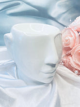 Load image into Gallery viewer, Otis Burner (White)