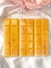 Load image into Gallery viewer, Dark Honey & Tobacco Snapbar