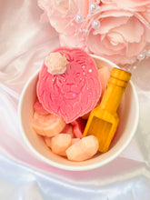 Load image into Gallery viewer, Lion & Rose Pretty Pots (La Vie Est Belle)
