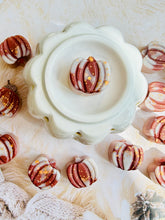 Load image into Gallery viewer, Brown Sugar Pecan 'Pumpkins'
