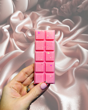 Load image into Gallery viewer, Blush Silk Snapbar
