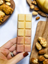 Load image into Gallery viewer, Banana Nut Bread Snapbar
