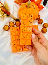 Load image into Gallery viewer, Pumpkin &amp; Chestnut Snapbar
