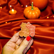 Load image into Gallery viewer, Egyptian Amber &#39;Pumpkin Truck&#39;
