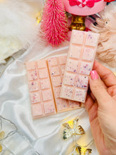 Load image into Gallery viewer, Waiting For Santa Snapbar
