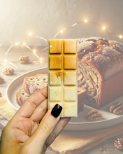 Load image into Gallery viewer, Banana Nut Bread Snapbar
