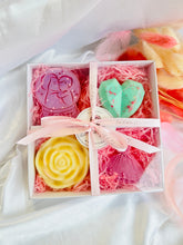Load image into Gallery viewer, Mama's Love Gift Set
