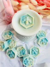 Load image into Gallery viewer, Sea Salt &amp; Vanilla 'Beehives'
