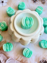 Load image into Gallery viewer, Green Pistachio &amp; Marshmallow &#39;Pumpkins&#39;
