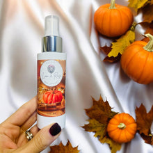 Load image into Gallery viewer, Pumpkin Spice &#39;Room &amp; Linen Spray&#39;

