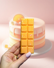 Load image into Gallery viewer, Orange Chiffon Cake Snapbar
