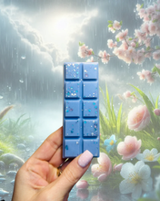 Load image into Gallery viewer, April Showers Snapbar
