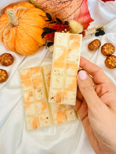 Load image into Gallery viewer, Pumpkin Marshmallow Cream Snapbar
