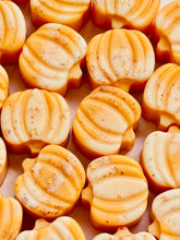 Load image into Gallery viewer, Praline Pecan Pumpkin 'Pumpkins'
