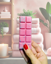 Load image into Gallery viewer, Fluffy Towels Snapbar
