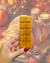 Load image into Gallery viewer, Buttery Croissant Snapbar
