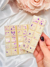 Load image into Gallery viewer, Coconut Milk &amp; Lavender Snapbar
