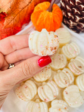 Load image into Gallery viewer, Marshmallow Roast &#39;Pumpkins&#39;
